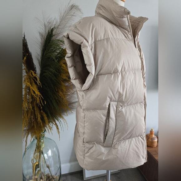 Marc Cain Oversized Puffer Vest Champagne color sz 3 - Picture 8 of 9